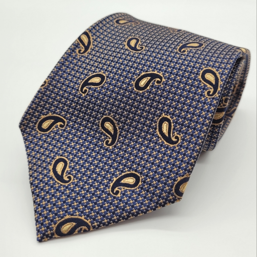 BURMA BIBAS | 100% silk paisley tie